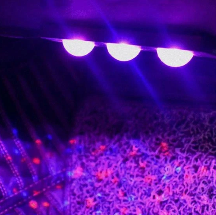 MUSICGLOW CAR – Lumini LED Ambientale Auto cu 7 Culori, Control Muzical și Telecomandă